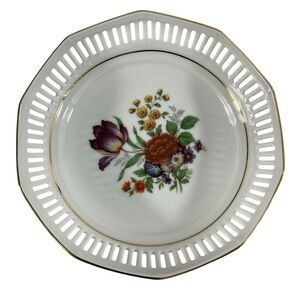 Vintage Schwarzenhammer Bavaria Reticulated Porcelain Bowl Floral Gold Trim 7.5”